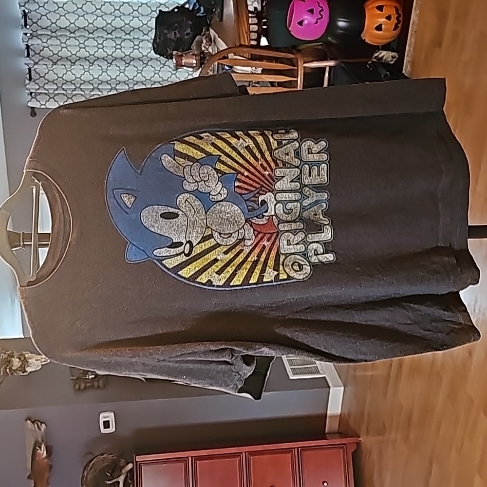 Sonic the Hedgehog tshirt